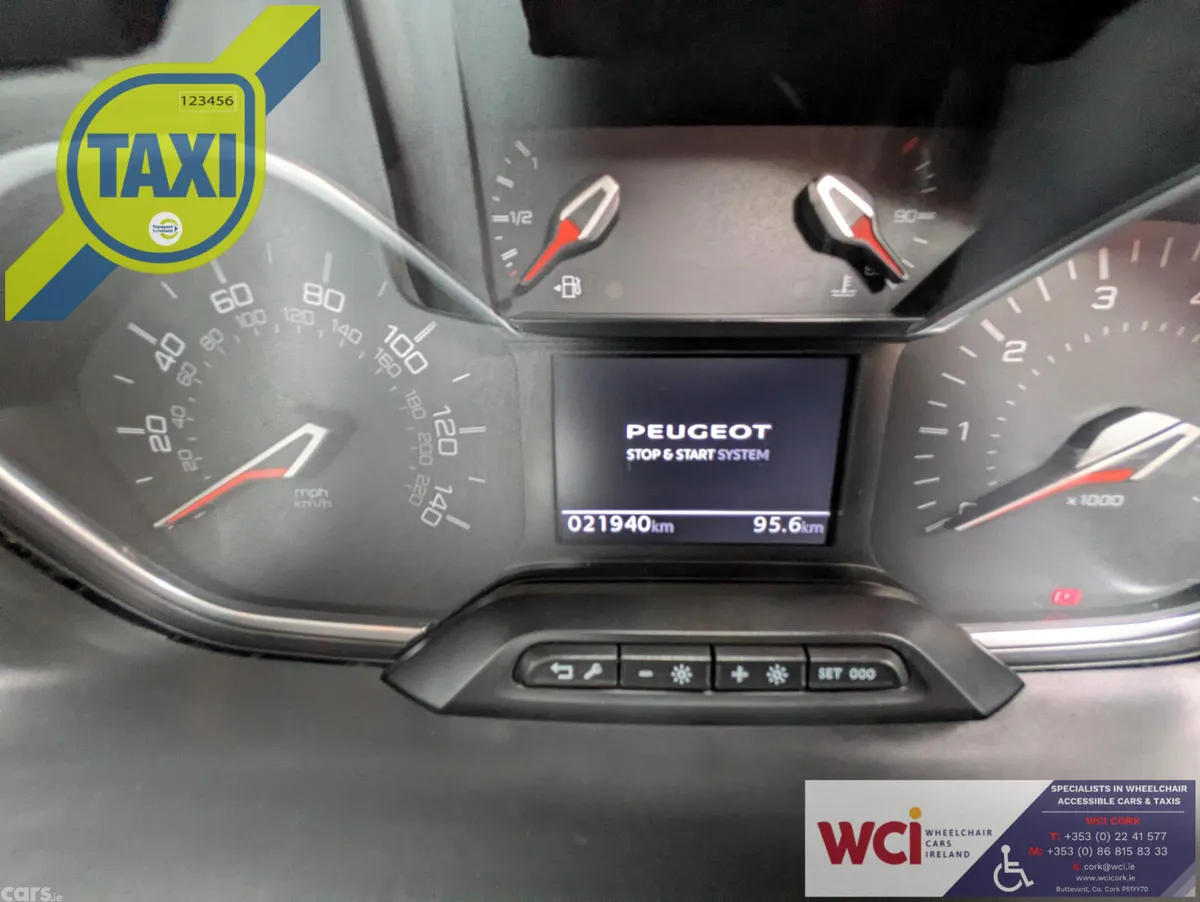 Peugeot Rifter MPV, Diesel, 2021, Beige