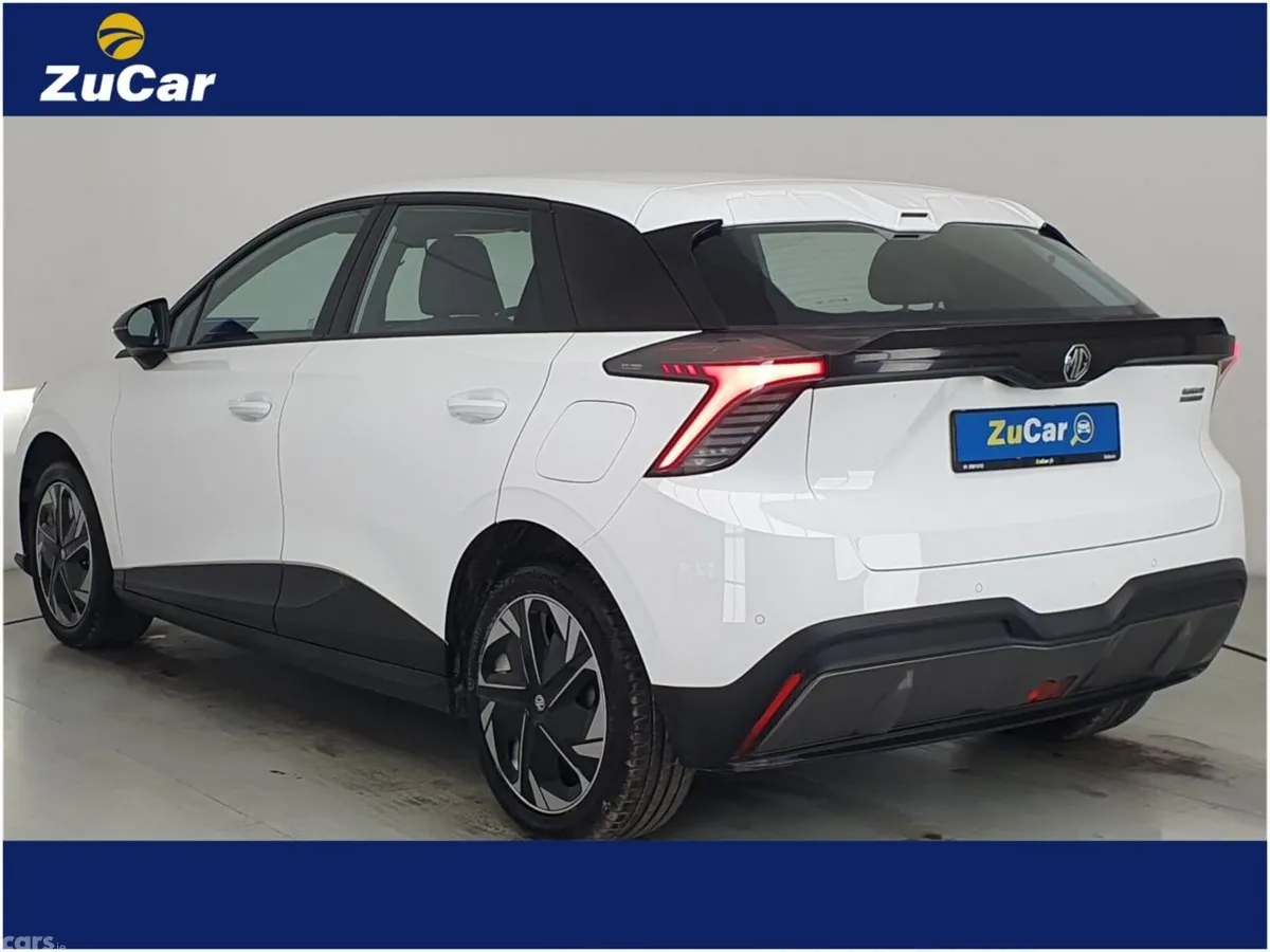 MG MG4 Hatchback, Electric, 2023, White
