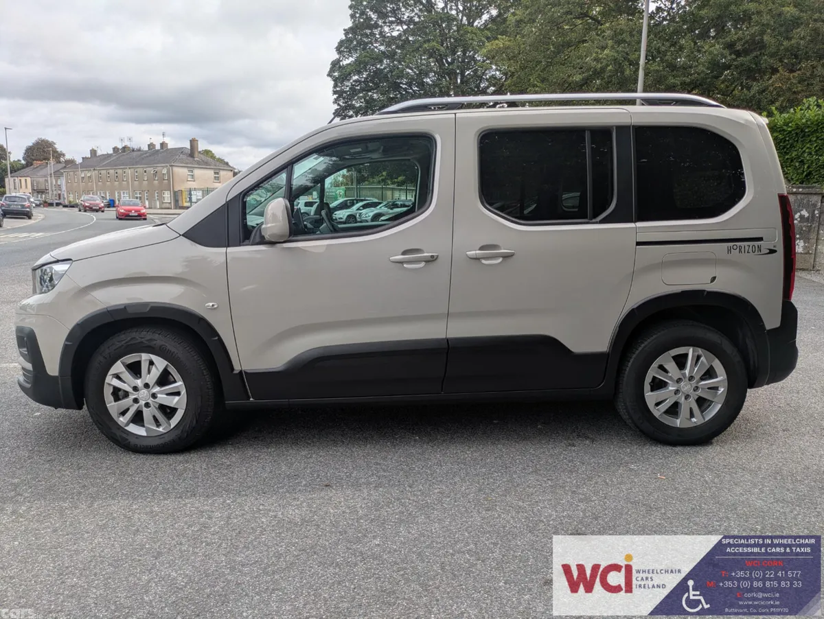 Peugeot Rifter MPV, Diesel, 2021, Beige