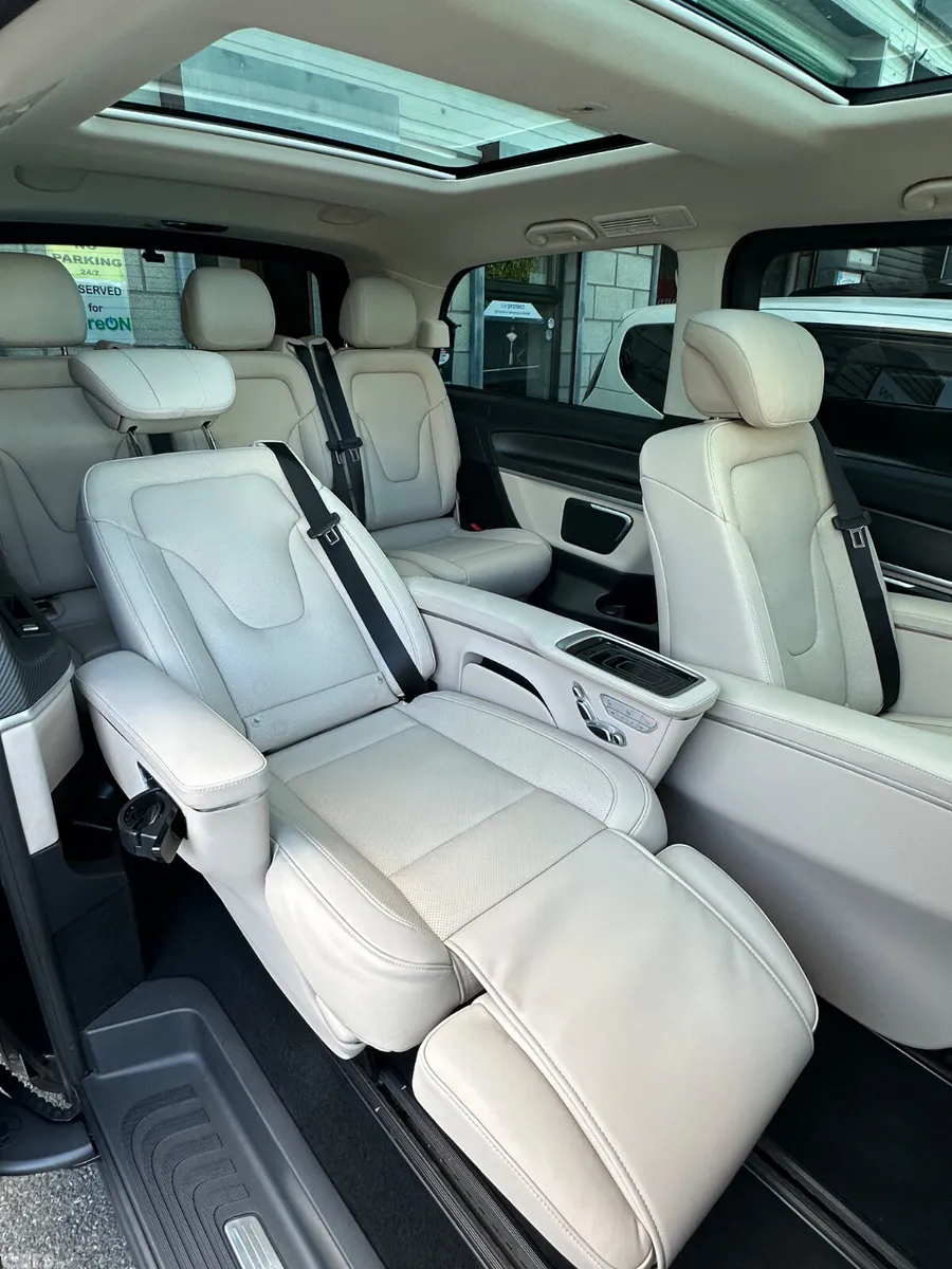 Mercedes-Benz V-Class MPV, Diesel, 2022, Black