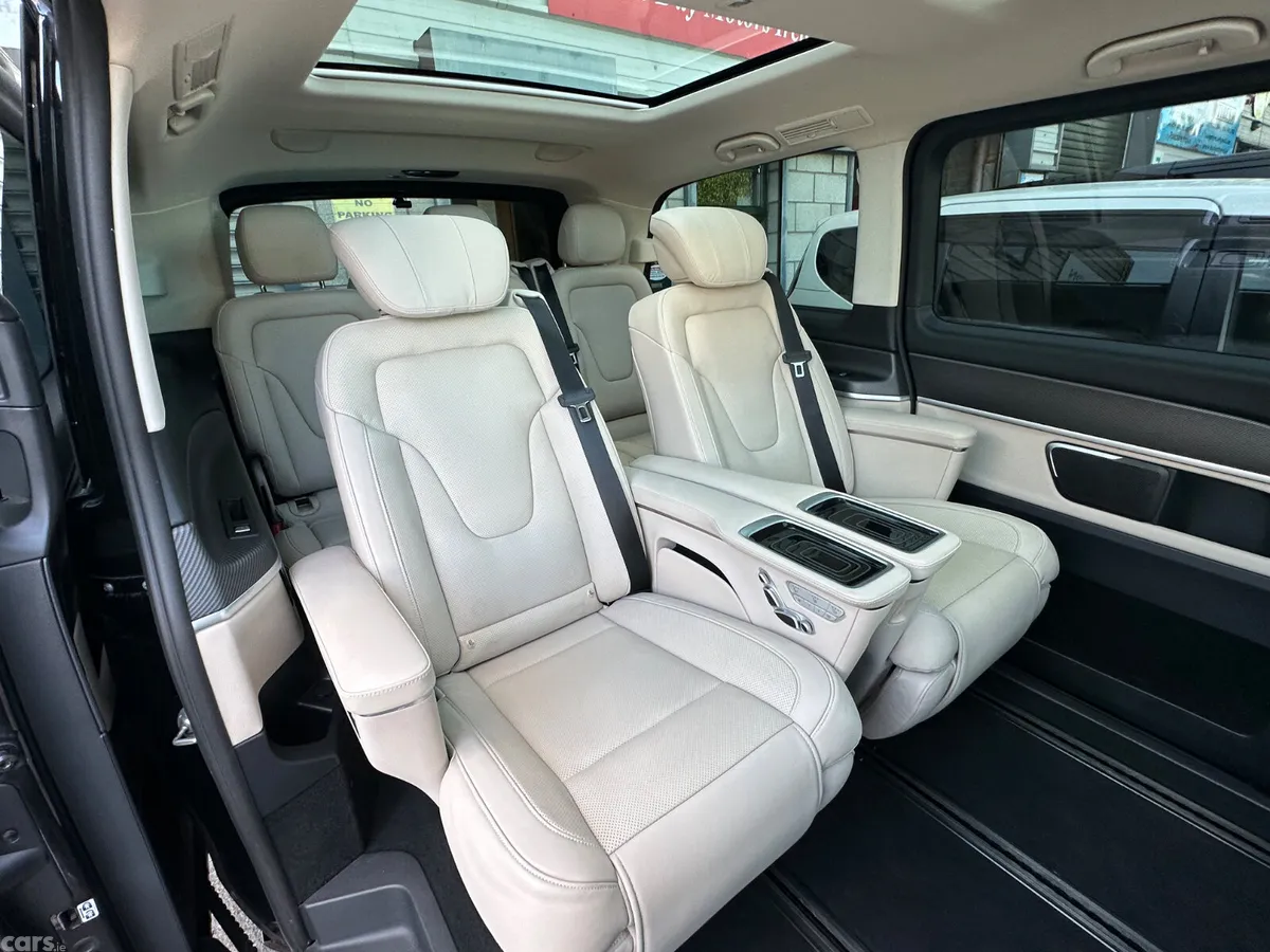 Mercedes-Benz V-Class MPV, Diesel, 2022, Black