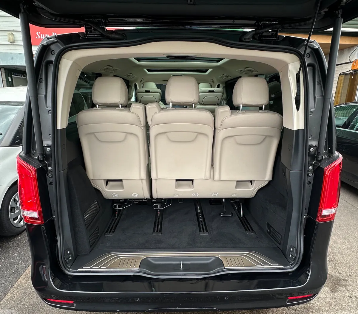 Mercedes-Benz V-Class MPV, Diesel, 2022, Black