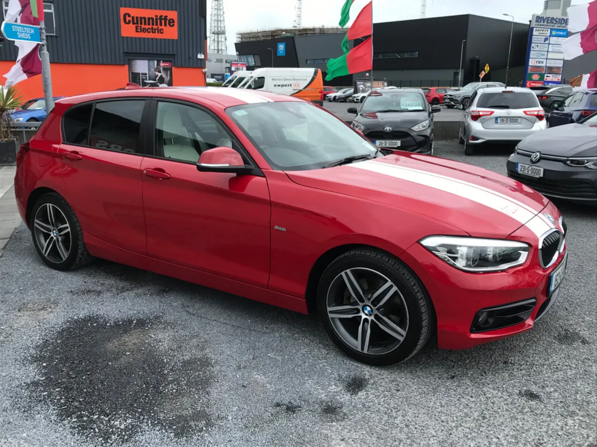 BMW 1-Series Hatchback, Petrol, 2015, Red
