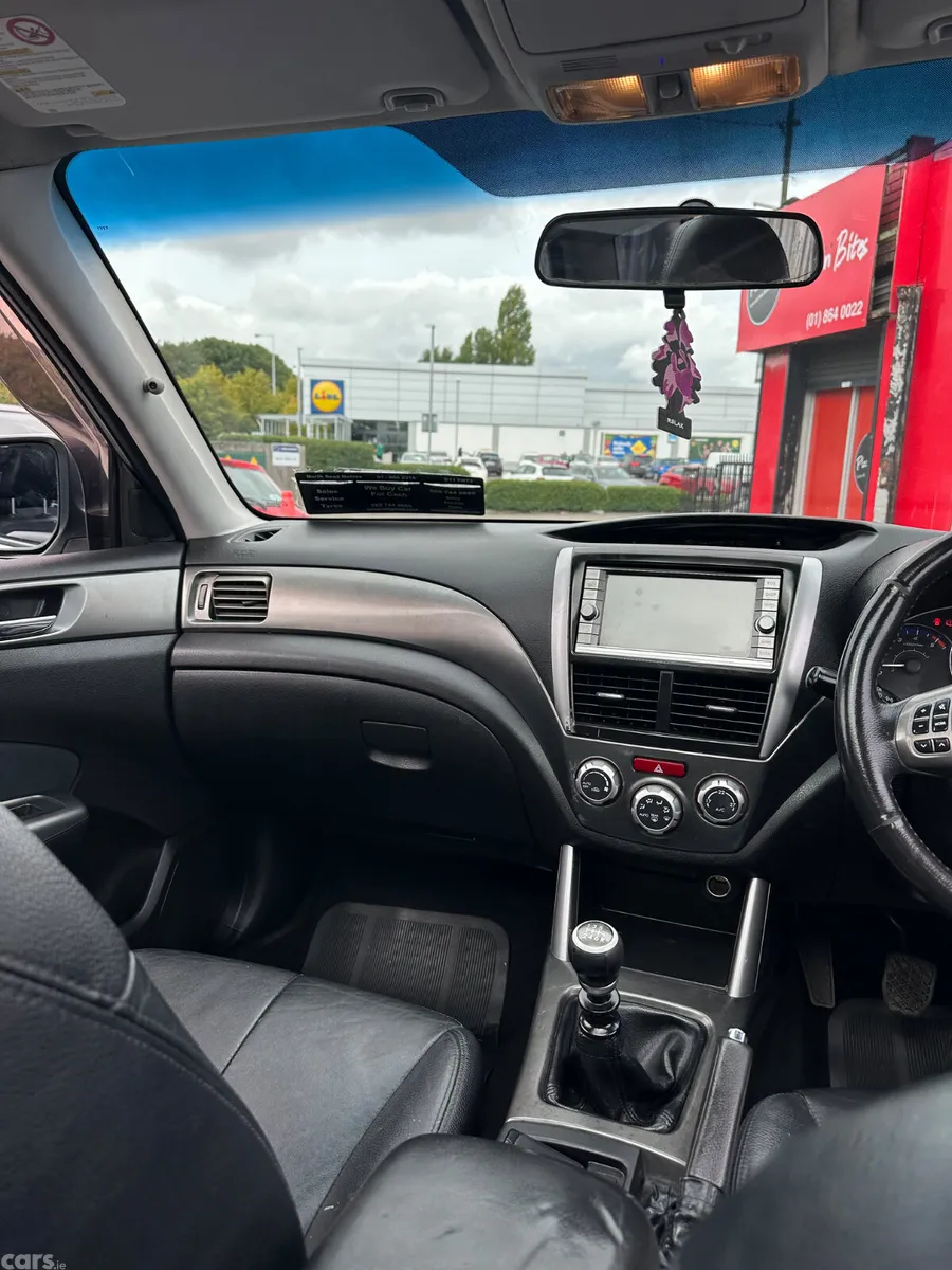 Subaru Forester SUV, Diesel, 2011, Silver