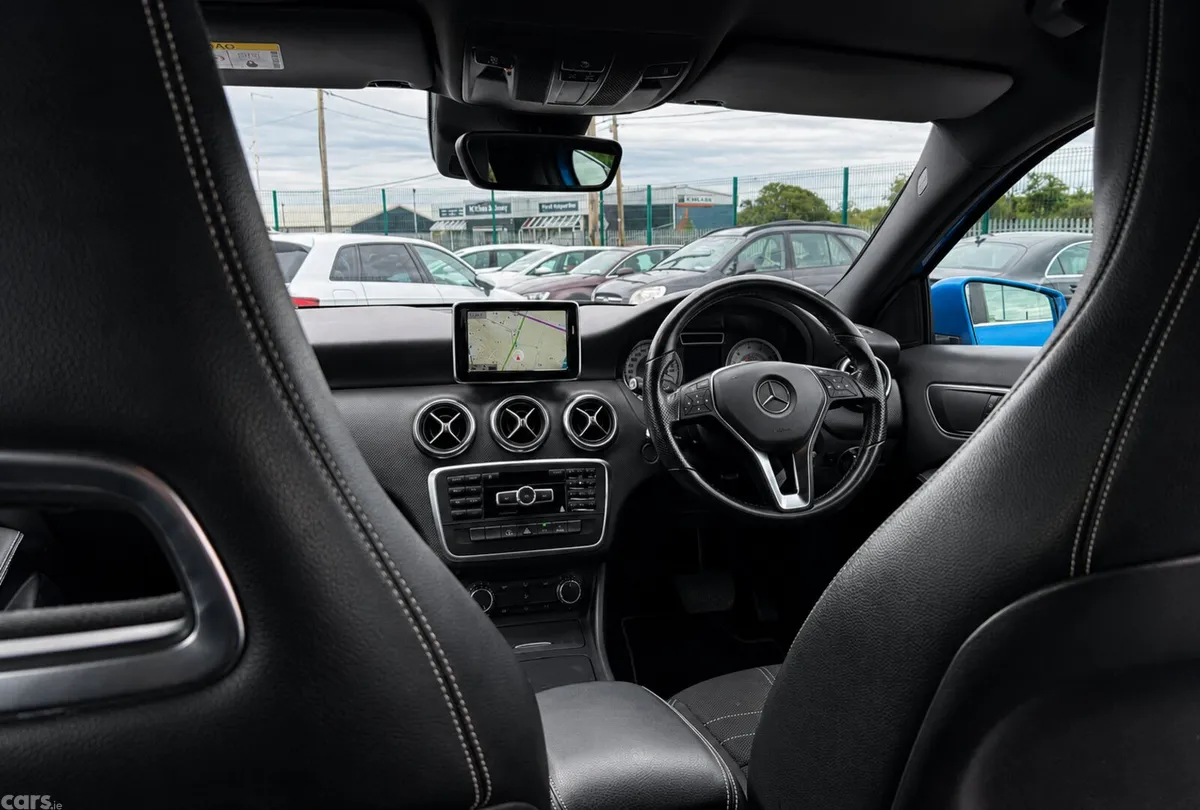 Mercedes-Benz A-Class Hatchback, Petrol, 2015, Blue
