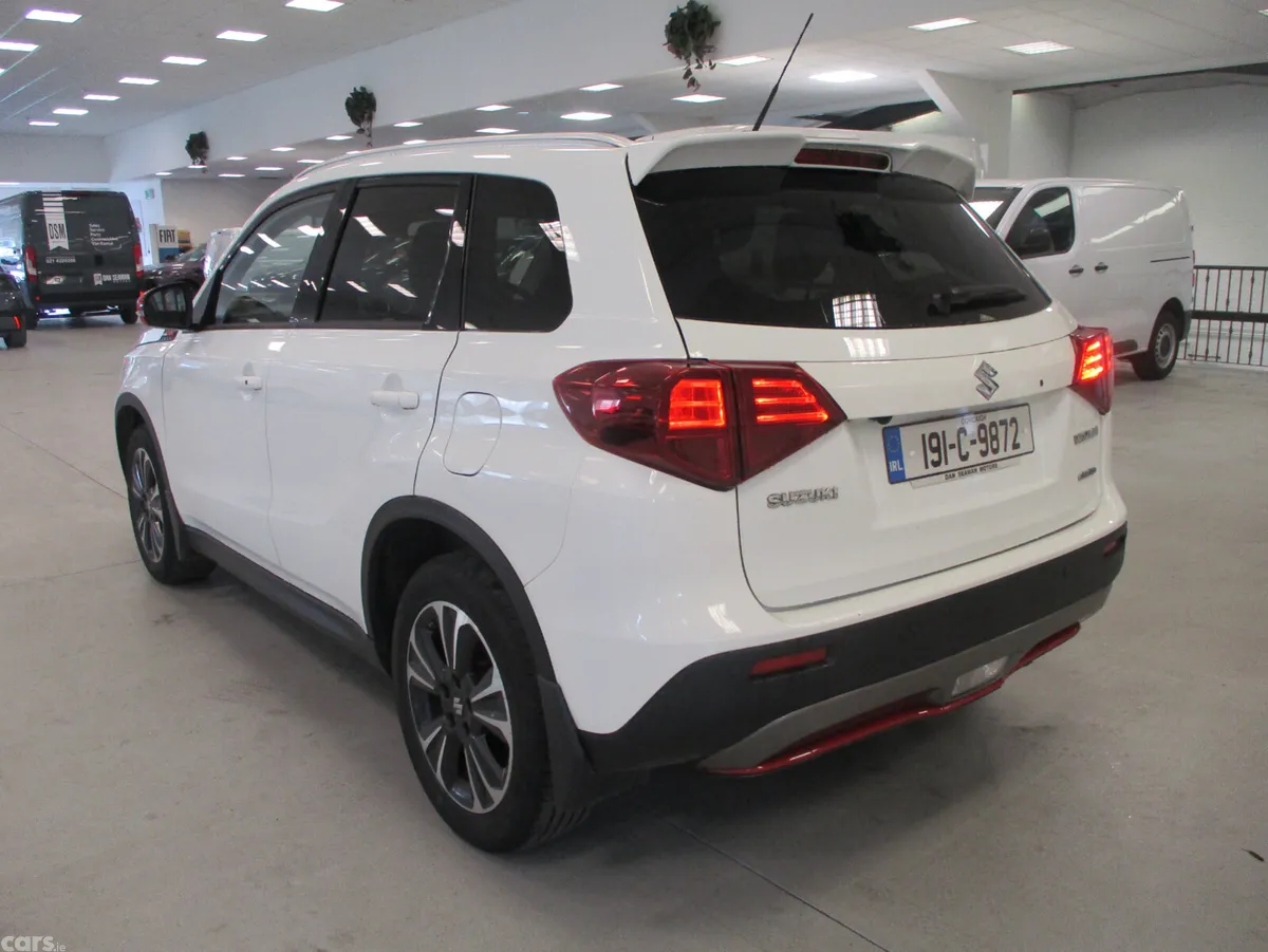 Suzuki Vitara SUV, Petrol, 2019, White