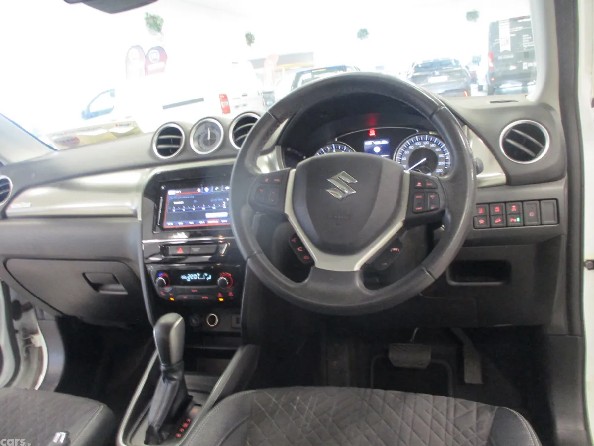 Suzuki Vitara SUV, Petrol, 2019, White