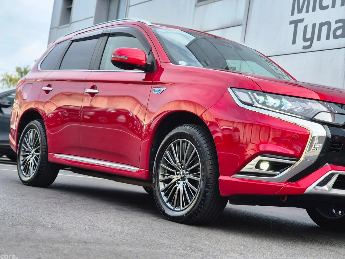 Mitsubishi Outlander SUV, Petrol Plug-in Hybrid, 2021, Red