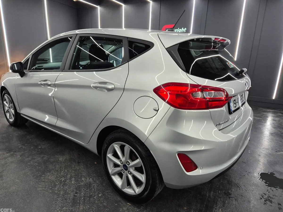 Ford Fiesta Hatchback, Petrol, 2019, Grey