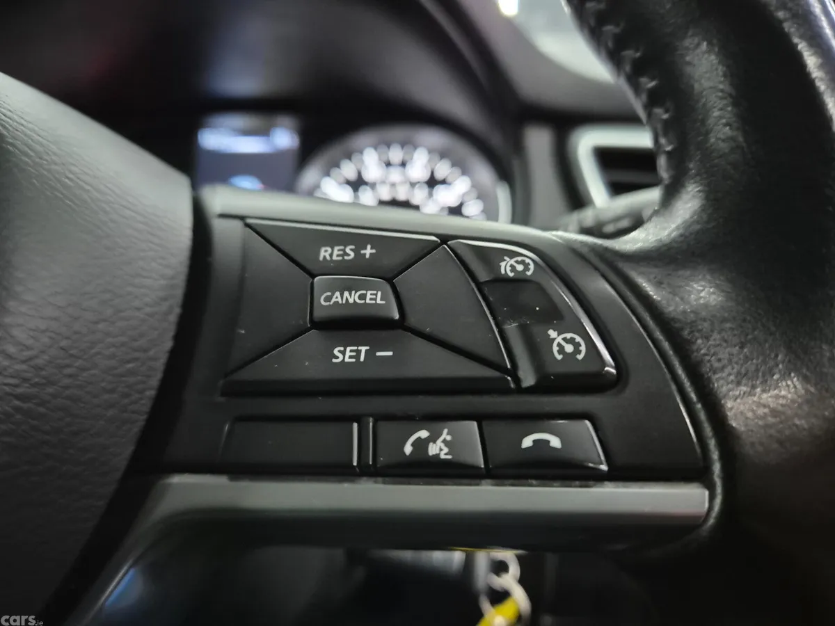 Nissan Qashqai Hatchback, Diesel, 2018, Blue