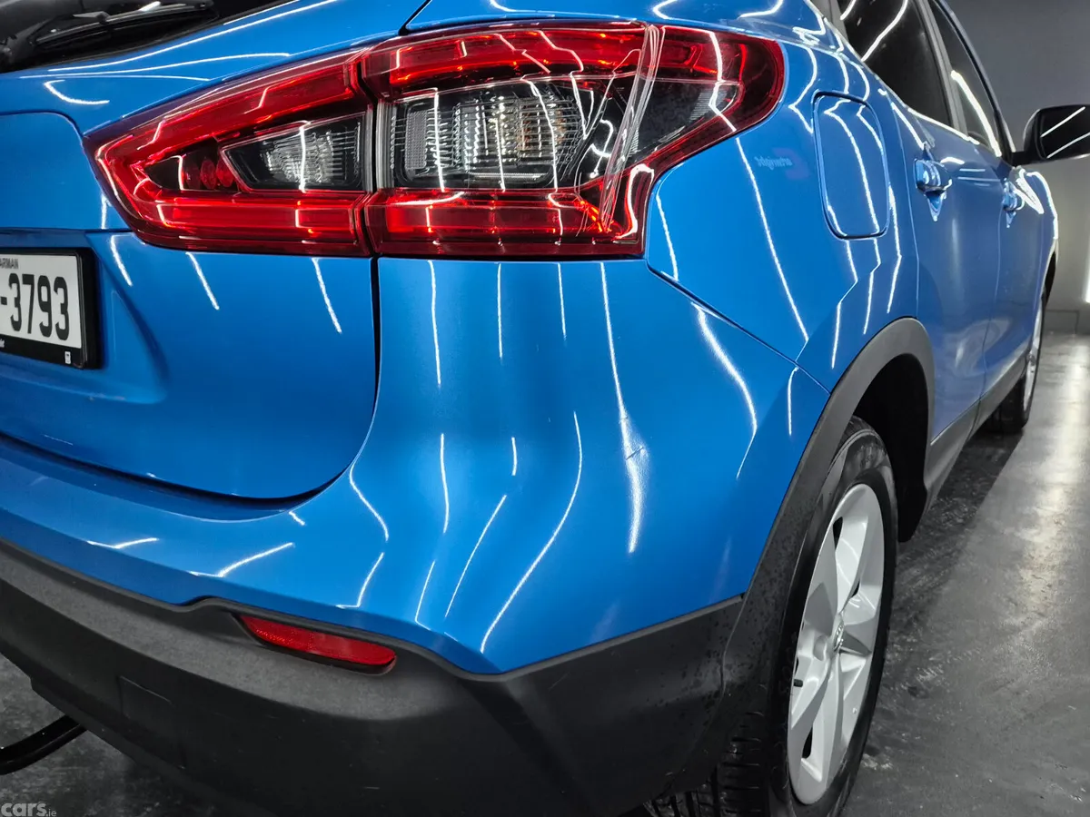 Nissan Qashqai Hatchback, Diesel, 2018, Blue