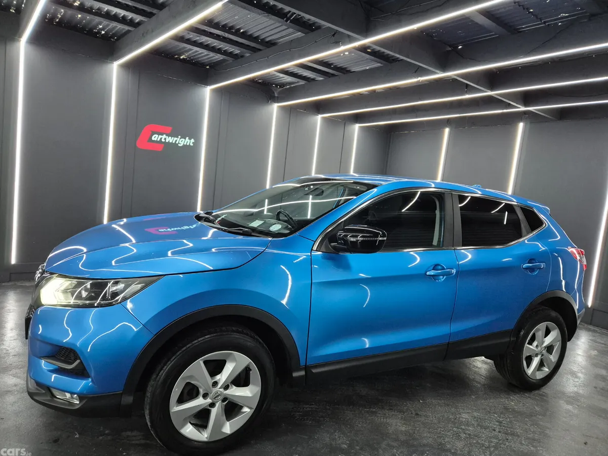 Nissan Qashqai Hatchback, Diesel, 2018, Blue