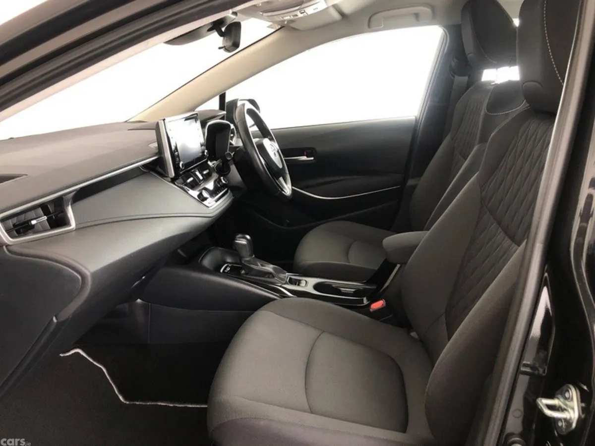 Toyota Corolla Saloon, Petrol Hybrid, 2022, Black