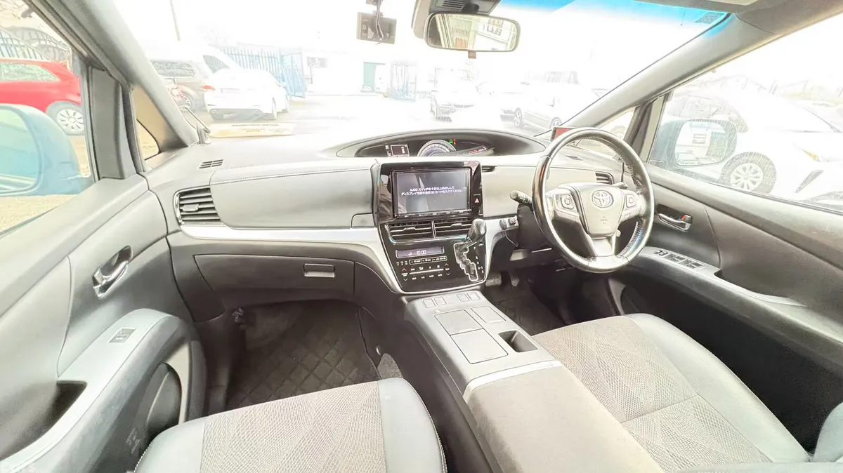 Toyota Estima MPV, Petrol Hybrid, 2016, Black