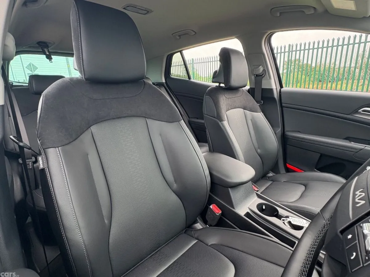Kia Sportage SUV, Petrol Hybrid, 2026, Black