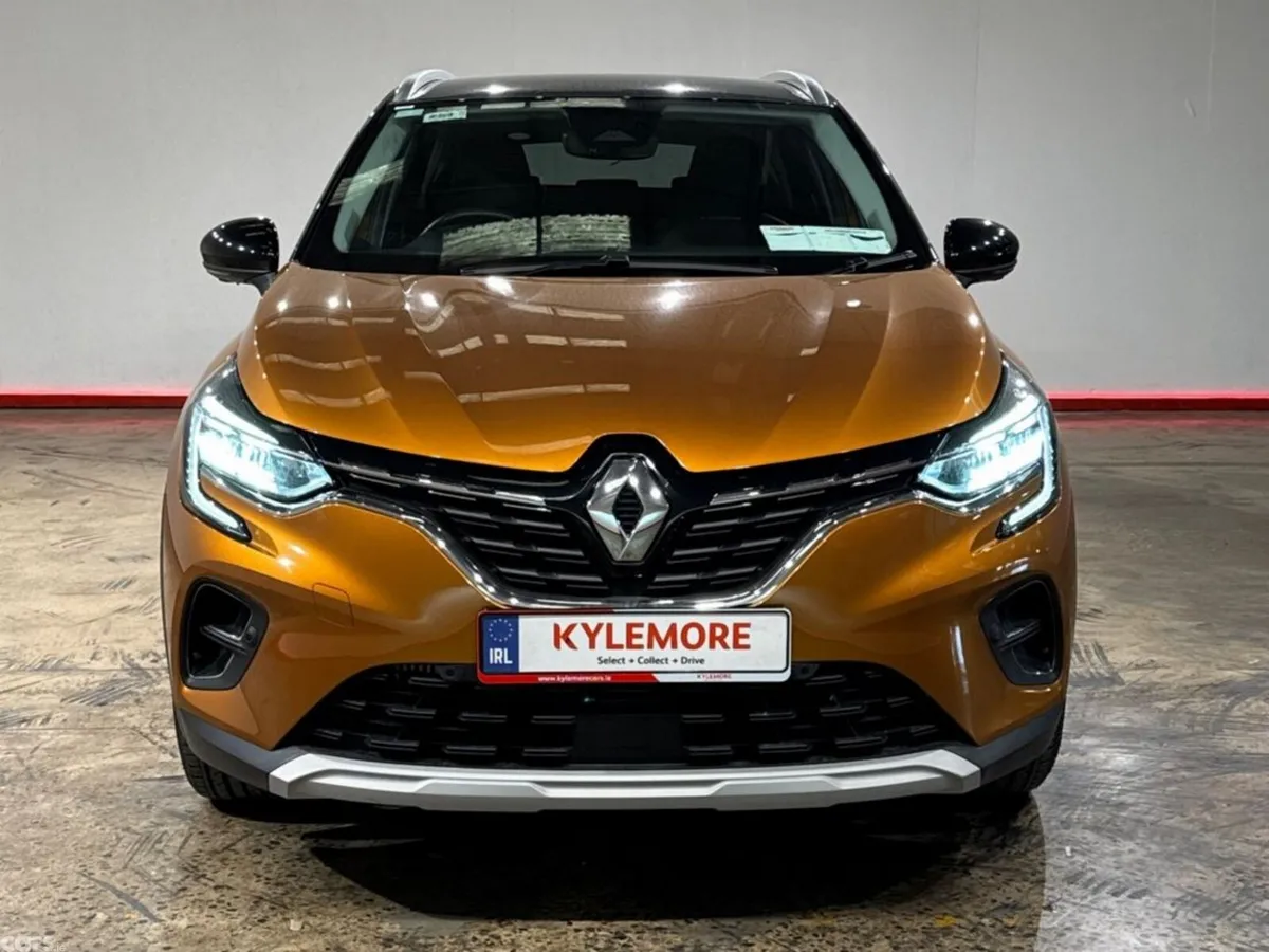 Renault Captur Hatchback, Petrol, 2021, Orange