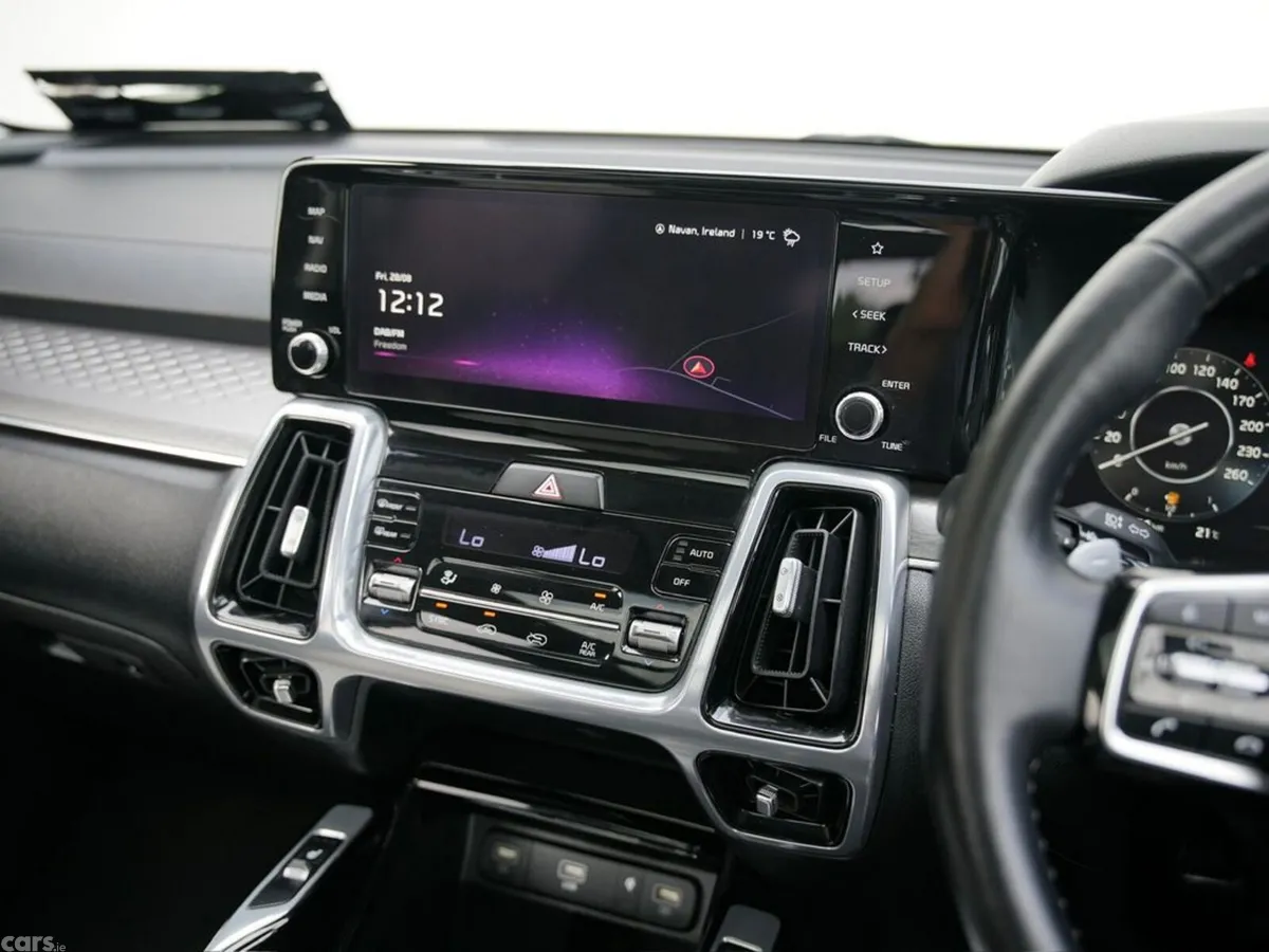 Kia Sorento MPV, Diesel, 2023, Black