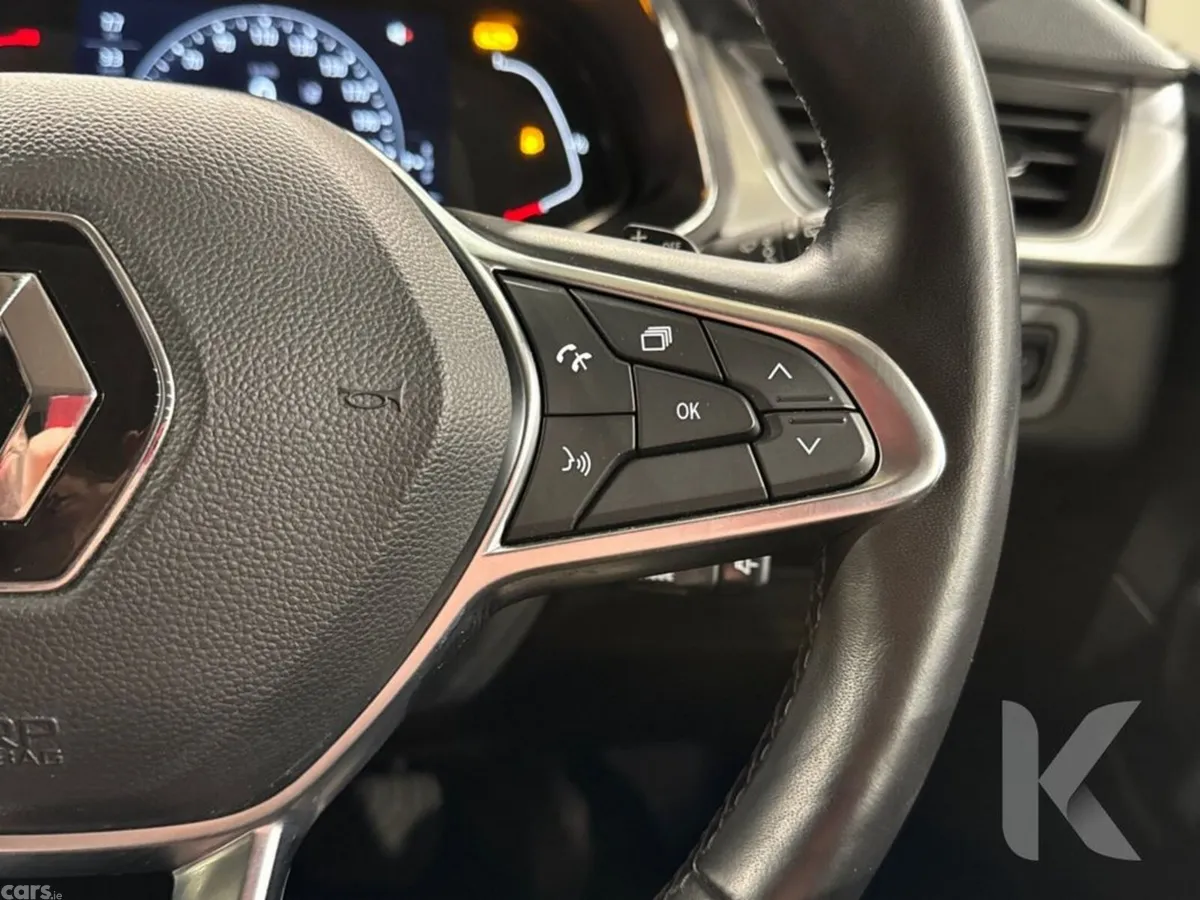 Renault Captur Hatchback, Petrol, 2021, Orange