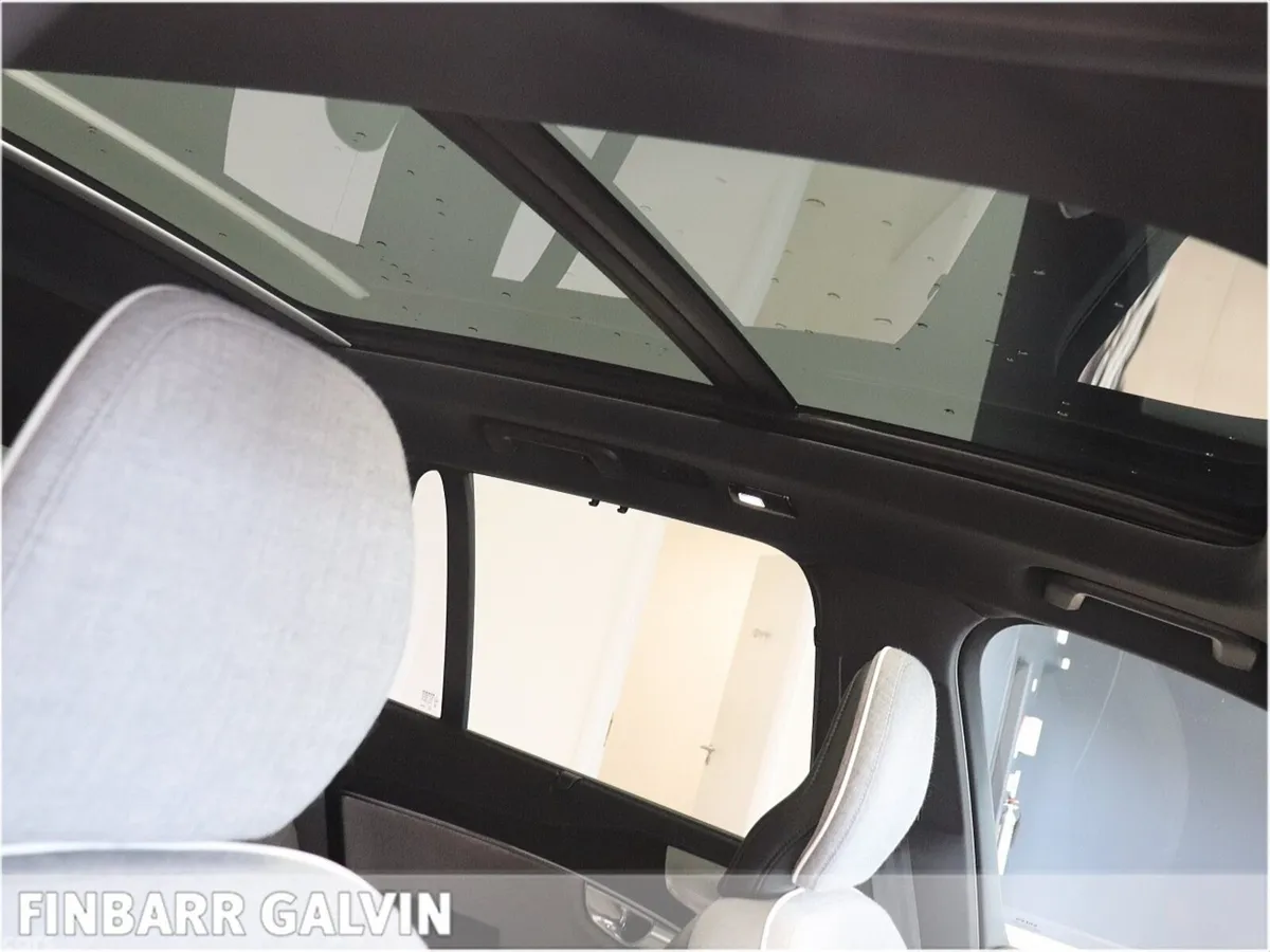 Volvo XC90 SUV, Petrol Plug-in Hybrid, 2023, Black