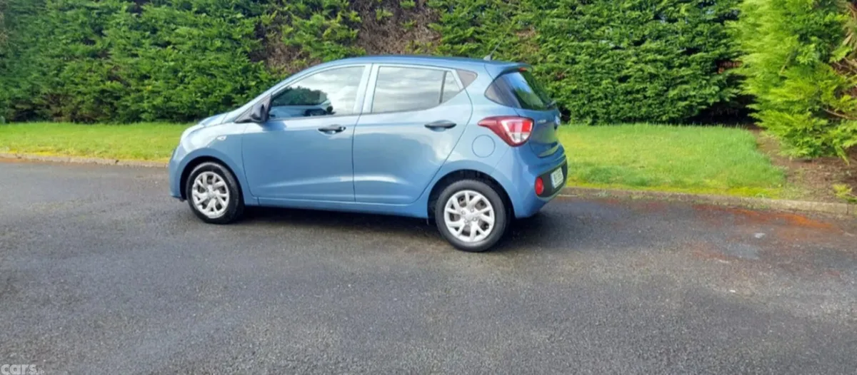 Hyundai i10 Hatchback, Petrol, 2018, Blue