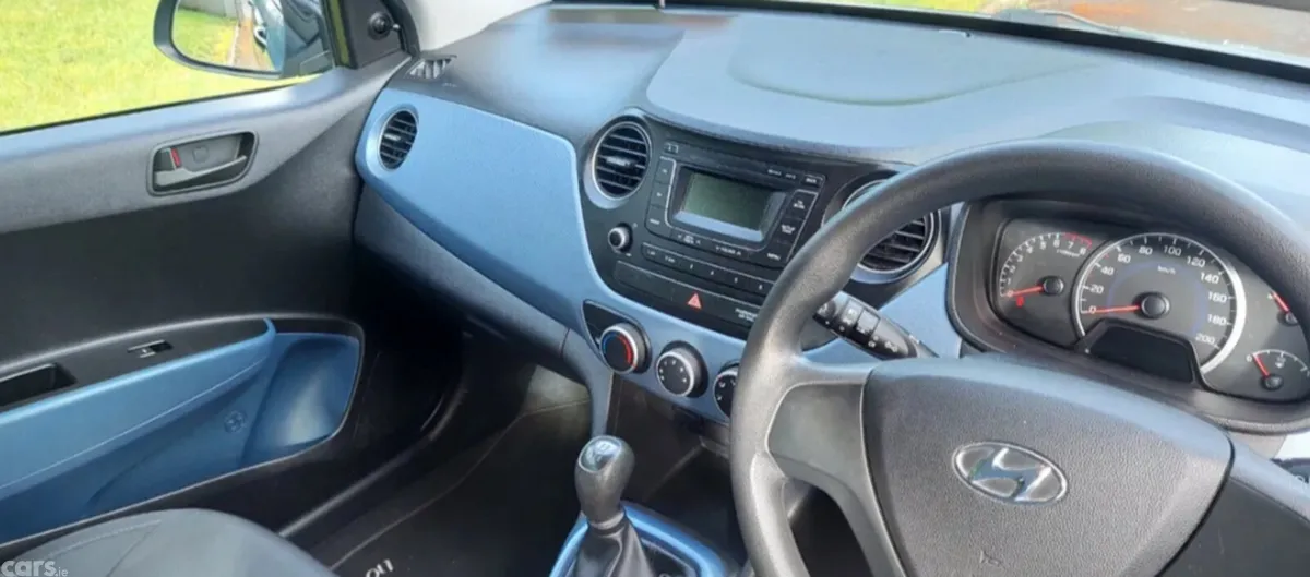 Hyundai i10 Hatchback, Petrol, 2018, Blue