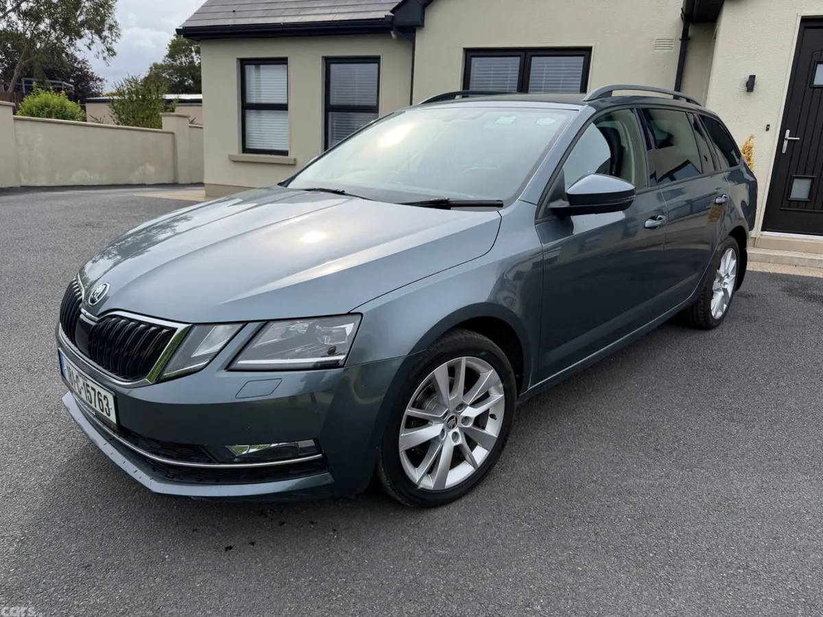 Skoda Octavia Estate, Diesel, 2018, Grey