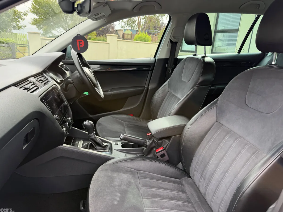 Skoda Octavia Estate, Diesel, 2018, Grey
