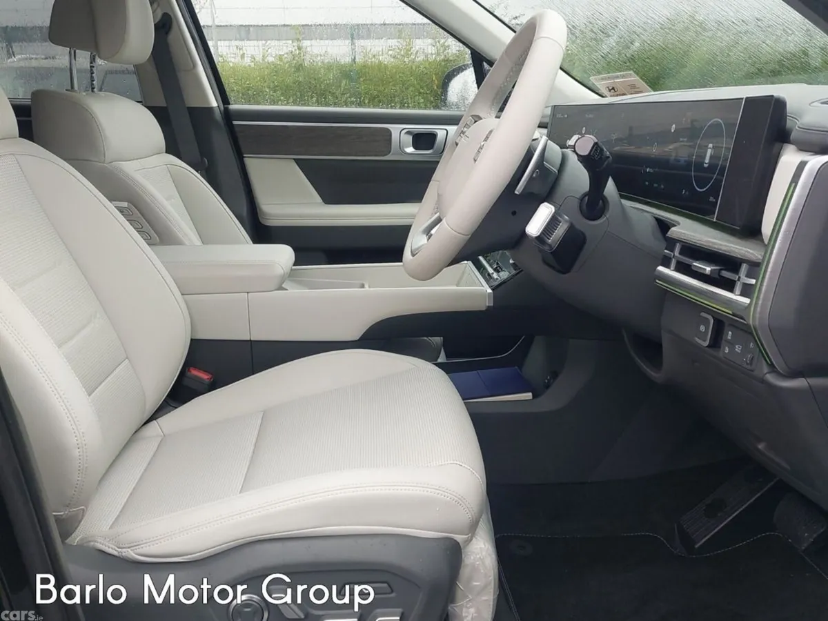 Hyundai Santa Fe SUV, Petrol Plug-in Hybrid, 2026, Black