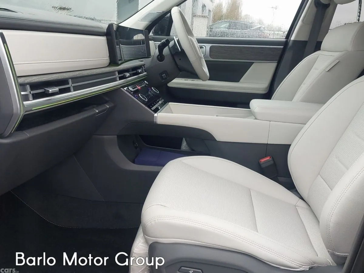 Hyundai Santa Fe SUV, Petrol Plug-in Hybrid, 2026, Black