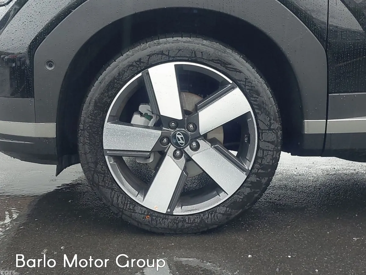 Hyundai Santa Fe SUV, Petrol Plug-in Hybrid, 2026, Black