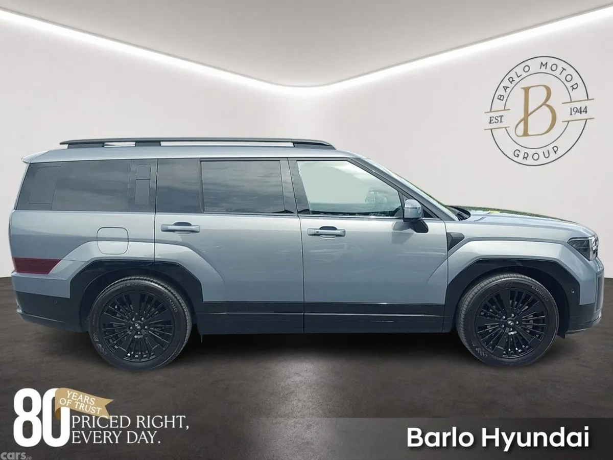 Hyundai Santa Fe SUV, Petrol Plug-in Hybrid, 2025, Blue