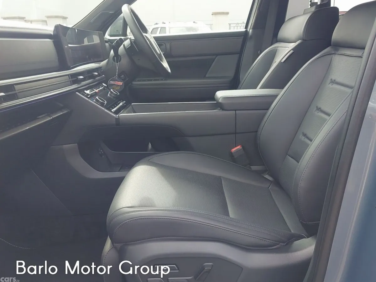 Hyundai Santa Fe SUV, Petrol Plug-in Hybrid, 2025, Blue