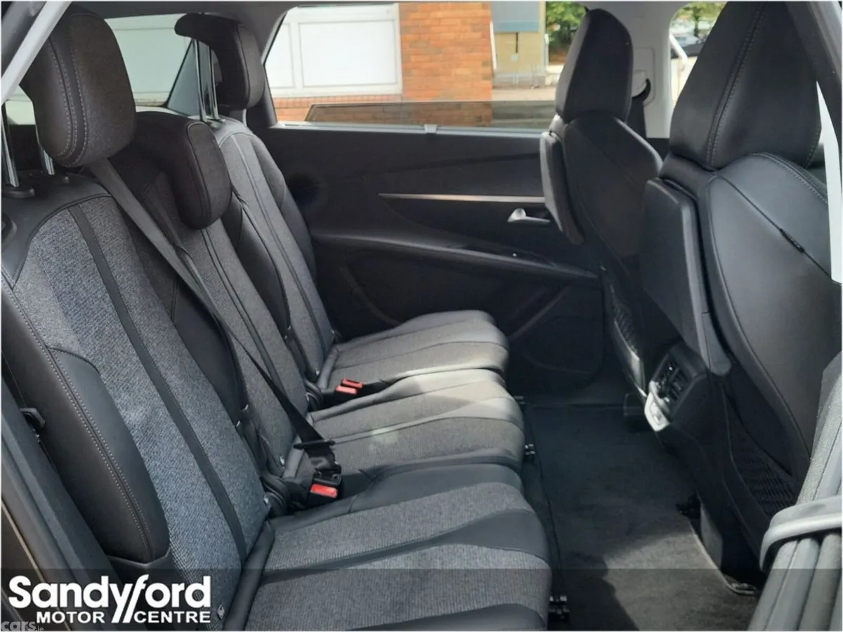 Peugeot 5008 SUV, Diesel, 2020, Grey