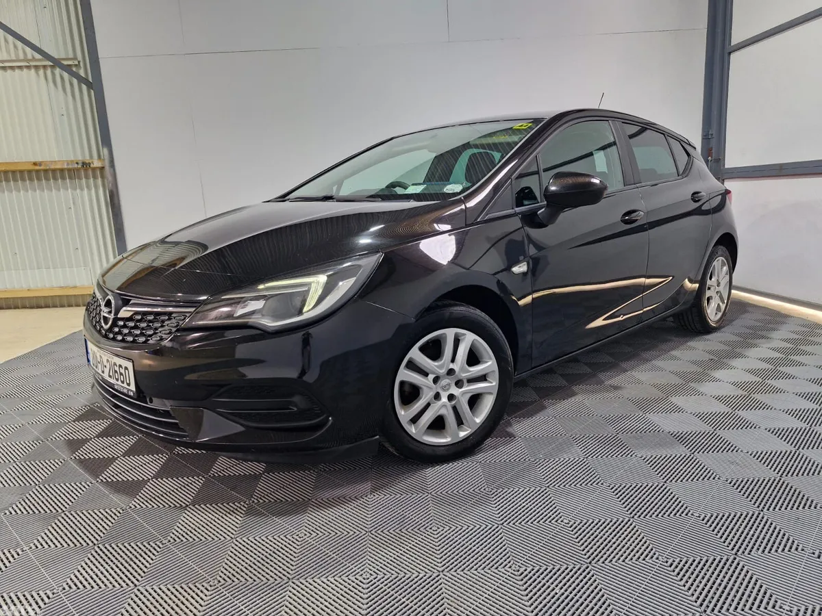 Opel Astra Hatchback, Diesel, 2020, Black