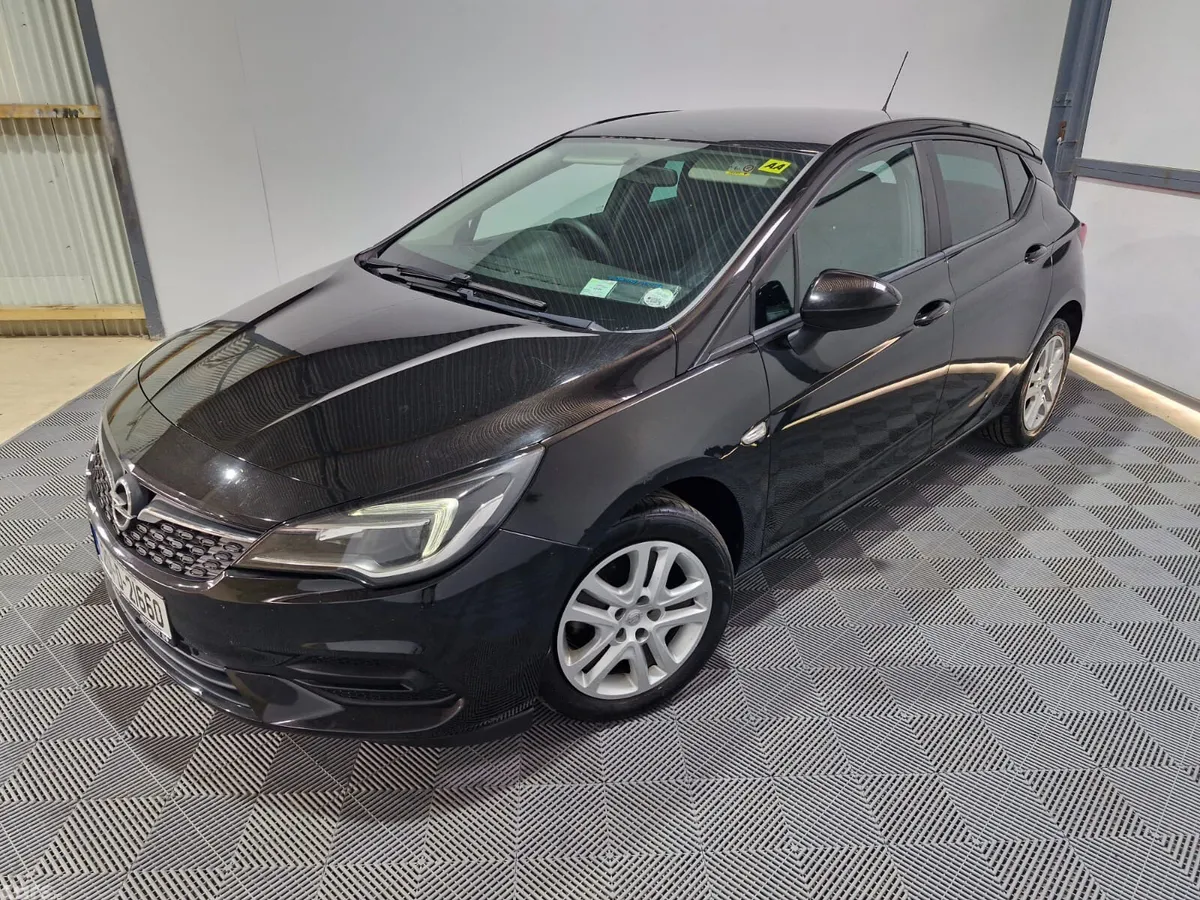Opel Astra Hatchback, Diesel, 2020, Black