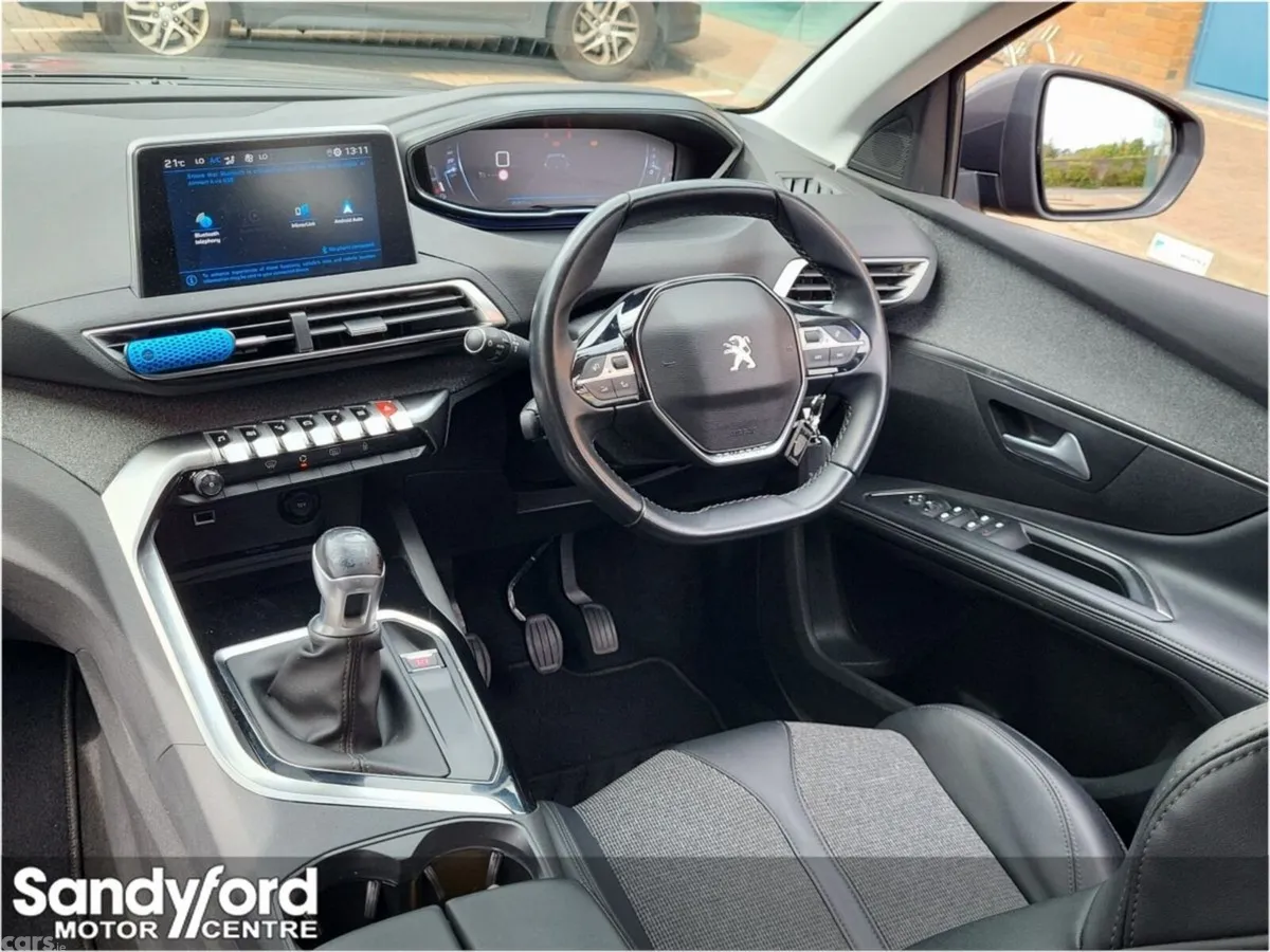 Peugeot 5008 SUV, Diesel, 2020, Grey