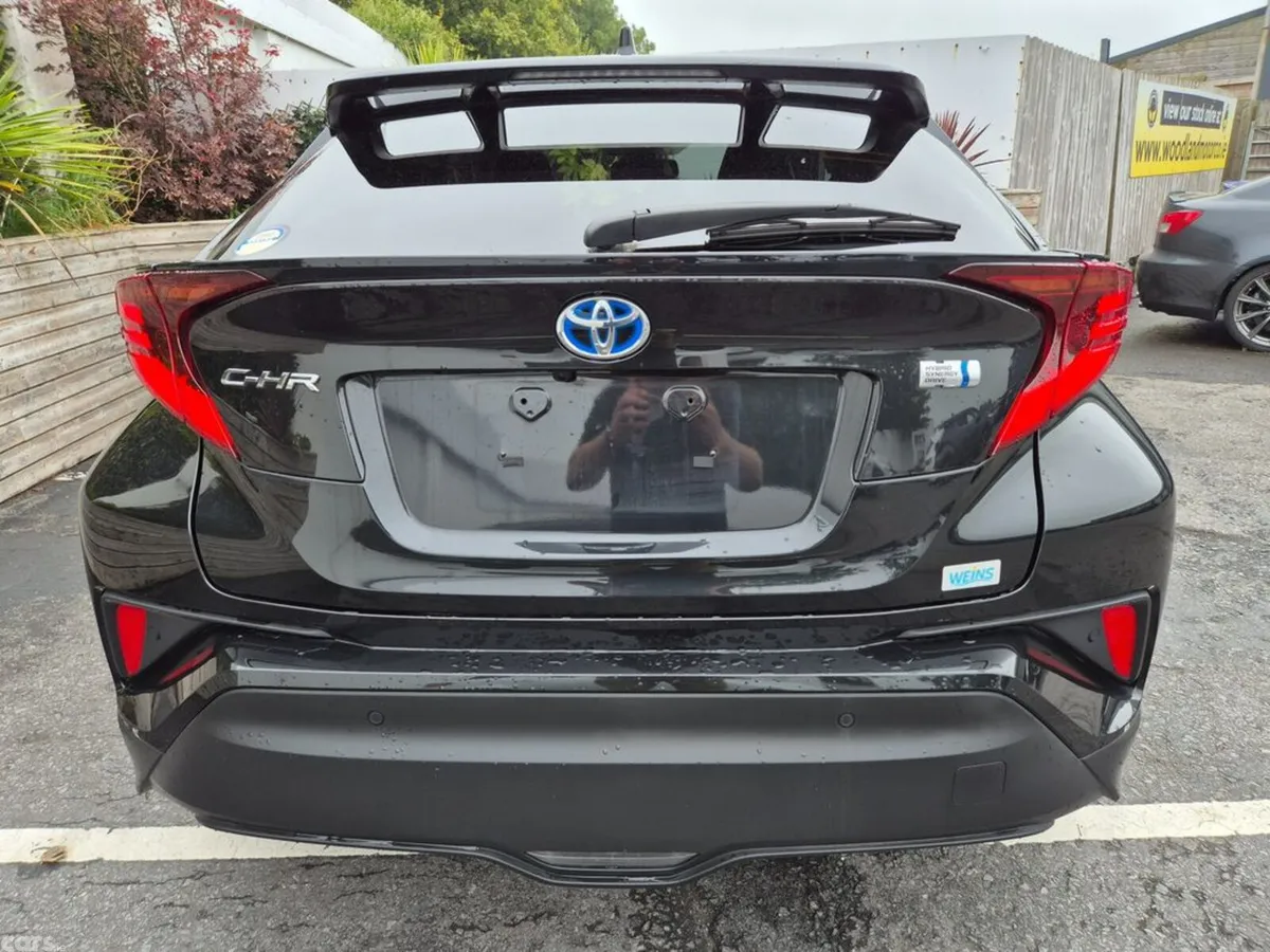 Toyota C-HR SUV, Petrol Hybrid, 2023, Black
