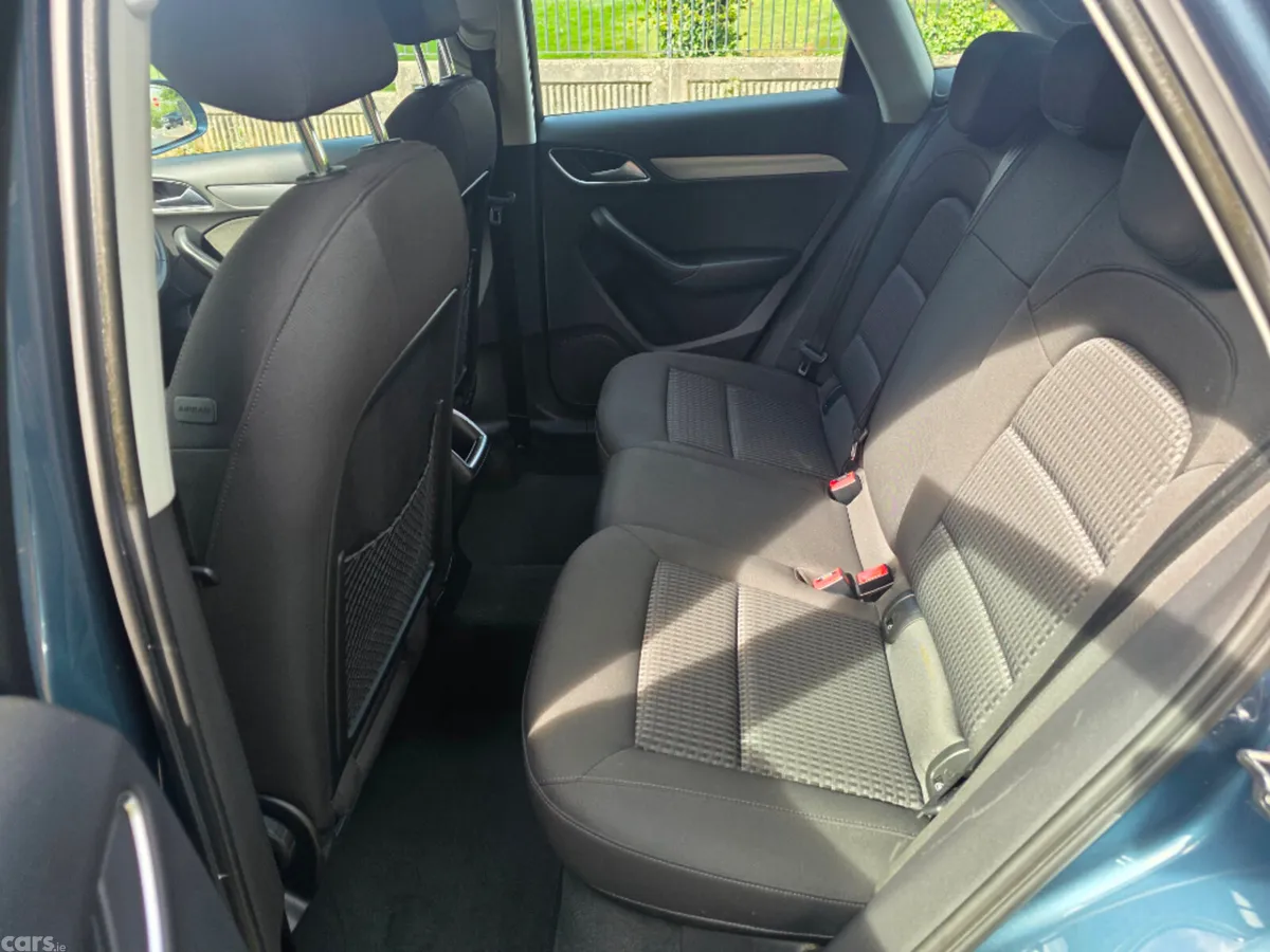 Audi Q3 Hatchback, Diesel, 2016, Blue