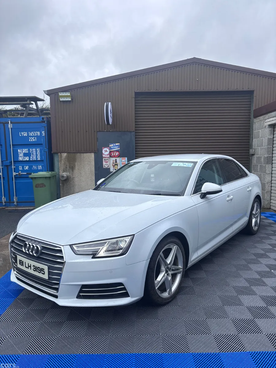 Audi A4 Saloon, Diesel, 2018, White