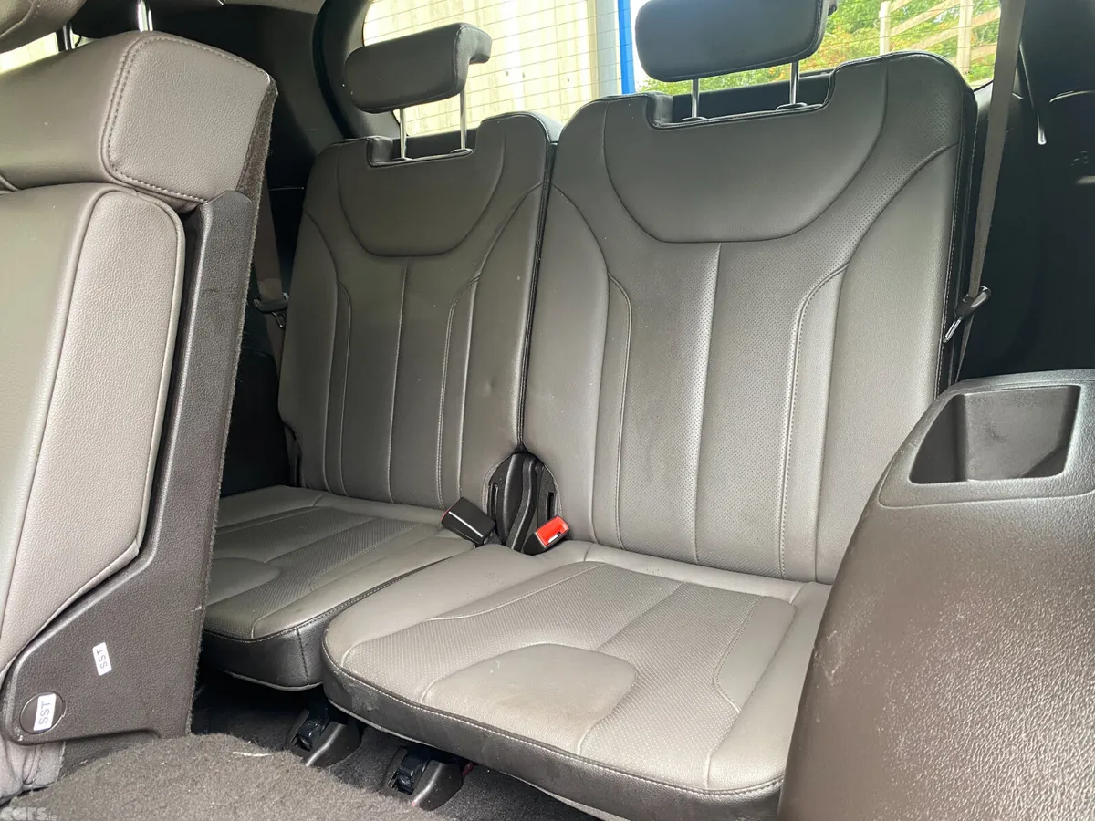 Hyundai Santa Fe SUV, Diesel, 2019, Black