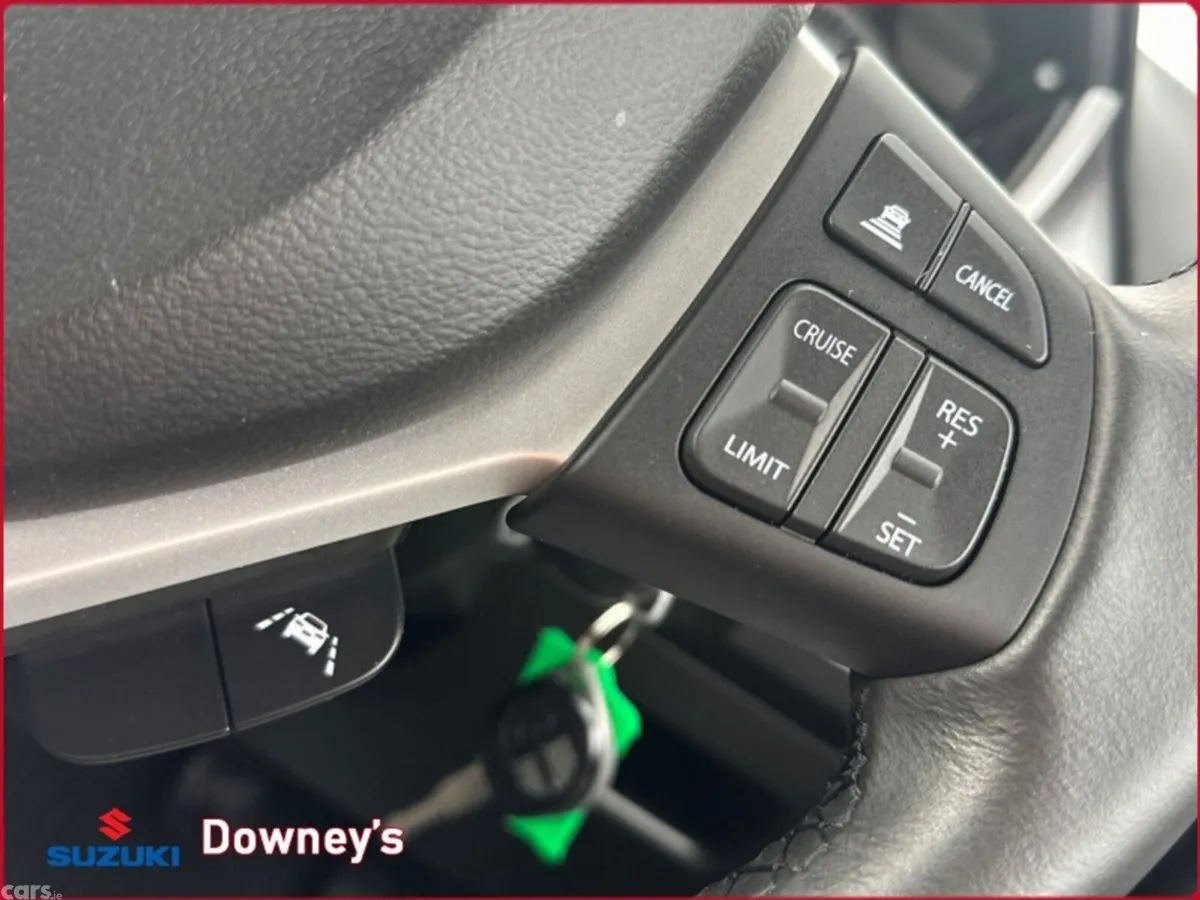 Suzuki Vitara SUV, Petrol, 2025, White