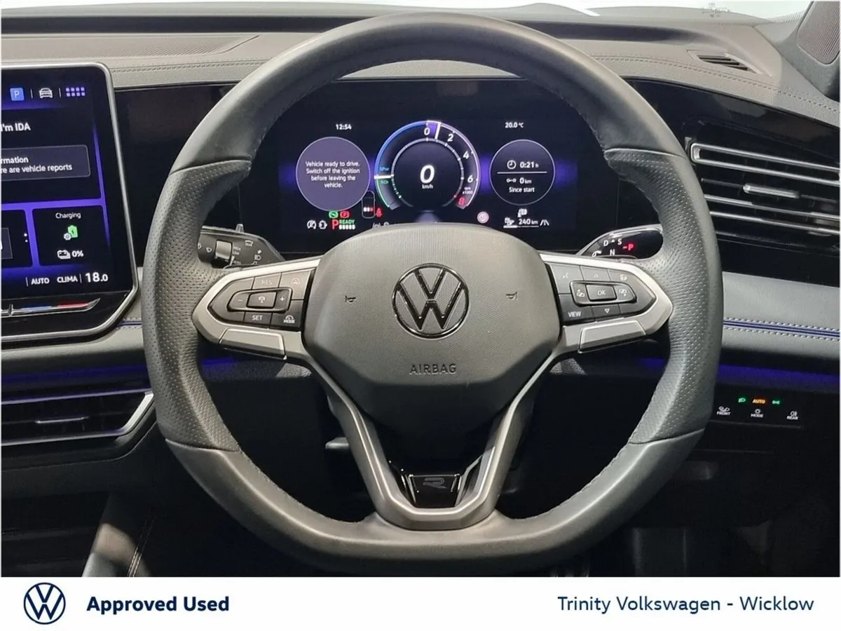 Volkswagen Tiguan SUV, Petrol Hybrid, 2025, Grey