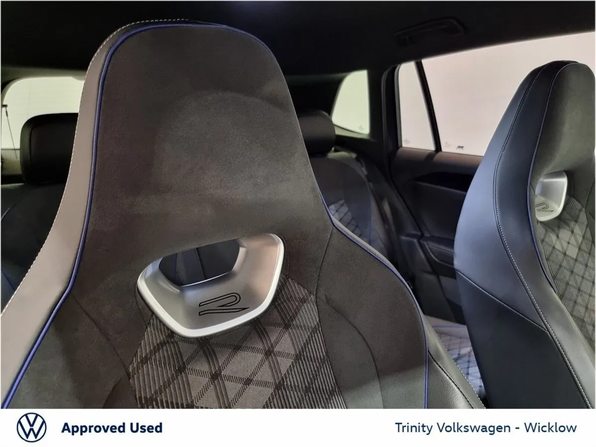 Volkswagen Tiguan SUV, Petrol Hybrid, 2025, Grey
