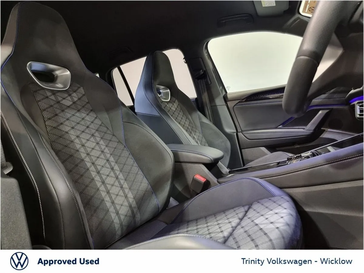 Volkswagen Tiguan SUV, Petrol Hybrid, 2025, Grey