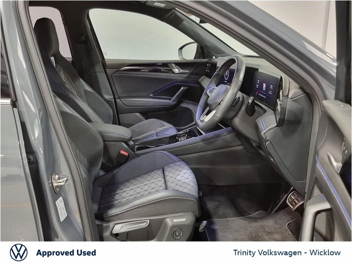 Volkswagen Tiguan SUV, Petrol Hybrid, 2025, Grey