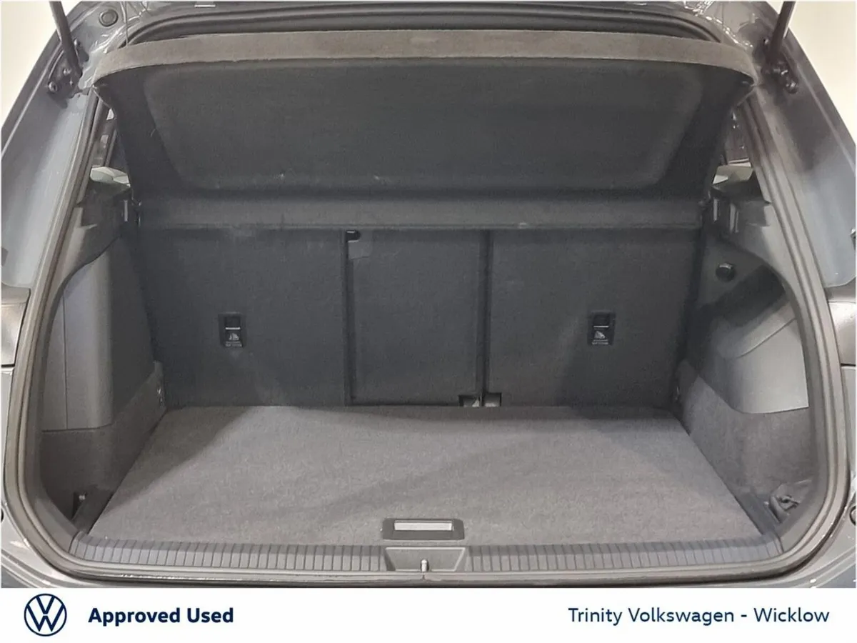 Volkswagen Tiguan SUV, Petrol Hybrid, 2025, Grey