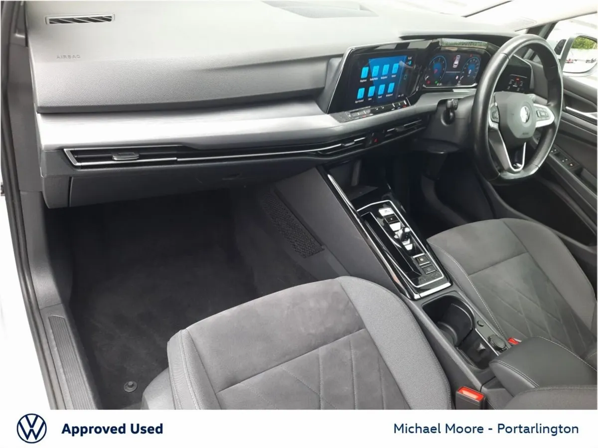 Volkswagen Golf Estate, Diesel, 2023, Grey