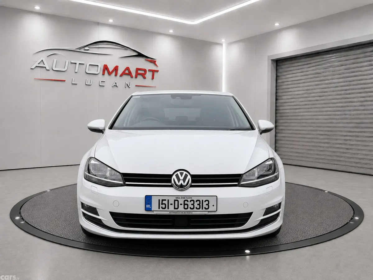 Volkswagen Golf Hatchback, Petrol, 2015, White