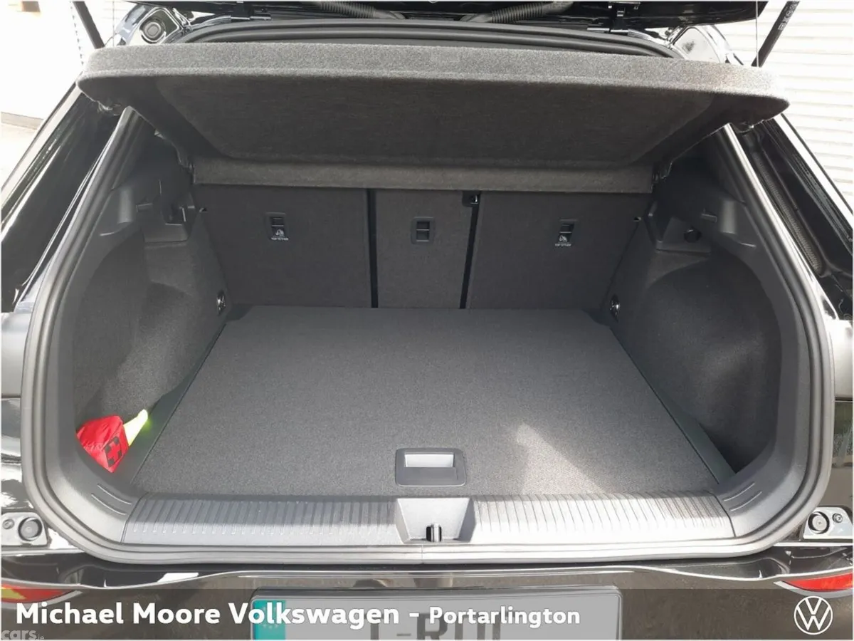 Volkswagen T-Roc SUV, Petrol Hybrid, 2026, Black
