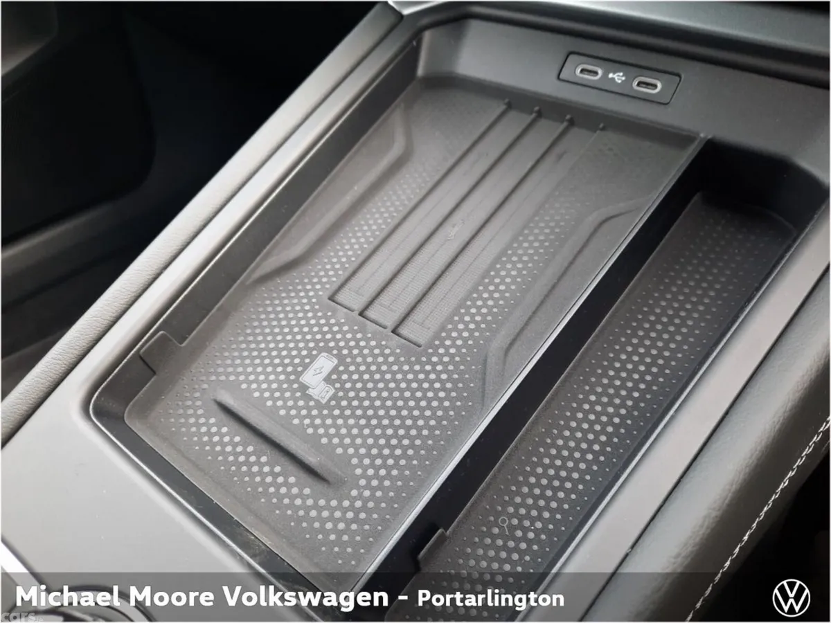 Volkswagen T-Roc SUV, Petrol Hybrid, 2026, Black